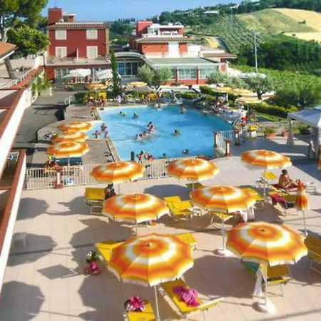 Appartamento Il Poggio Tortoreto Buitenkant foto